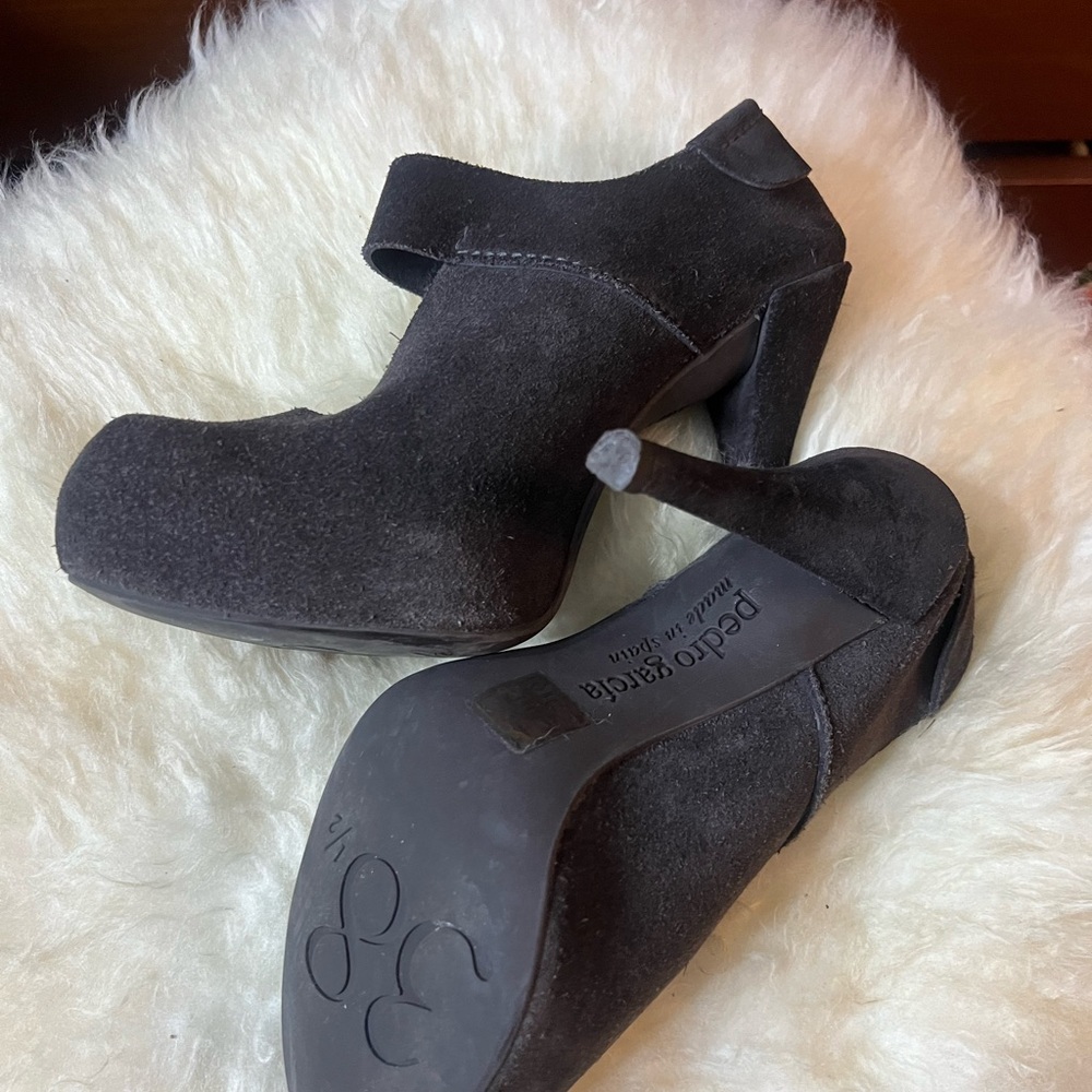 Pedro Garcia Dark Gray Suede Ankle Booties size 8.5 - Picture 3 of 4